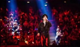 华晨宇与粉丝的爆料视频,揭秘偶像与粉丝的温馨互动瞬间